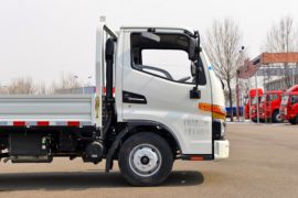 骏铃V3&nbsp;载货车外观                                                图片