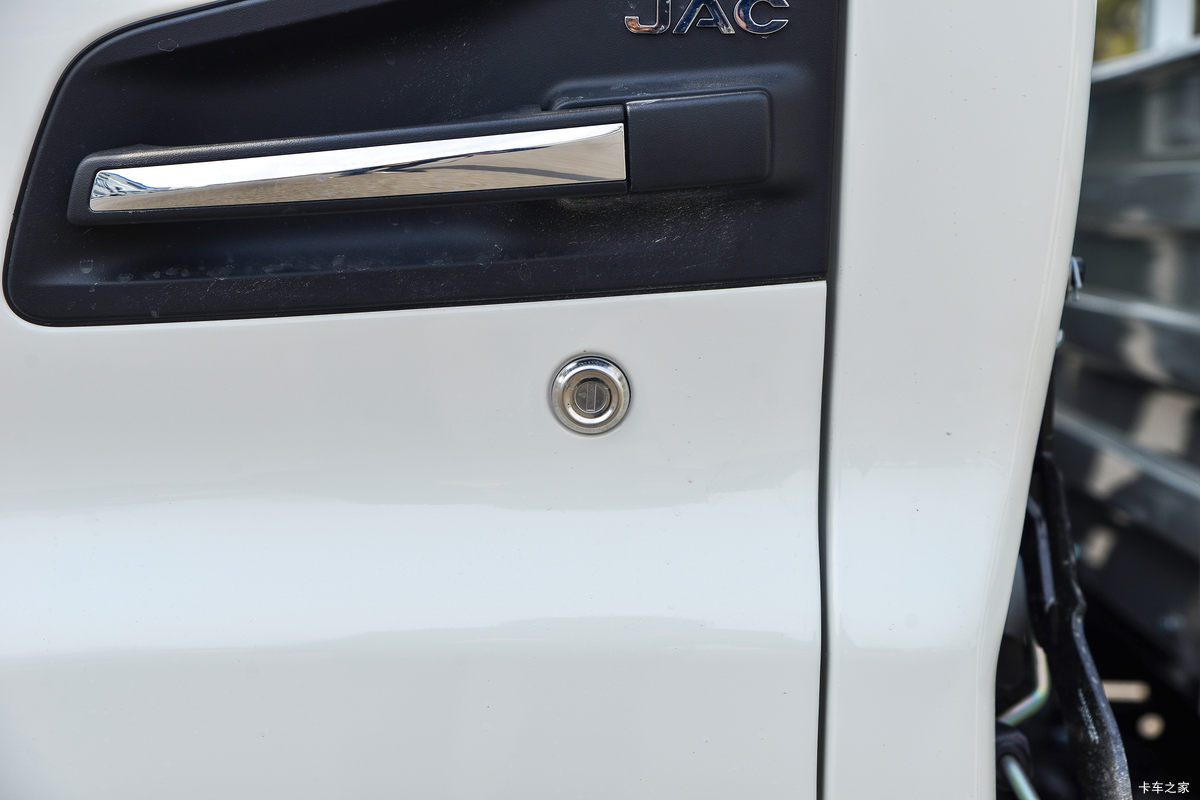  Ԫ 1.8L 130  3.7׵Ῠ(HFC1031P23K1B4S-2)                                                