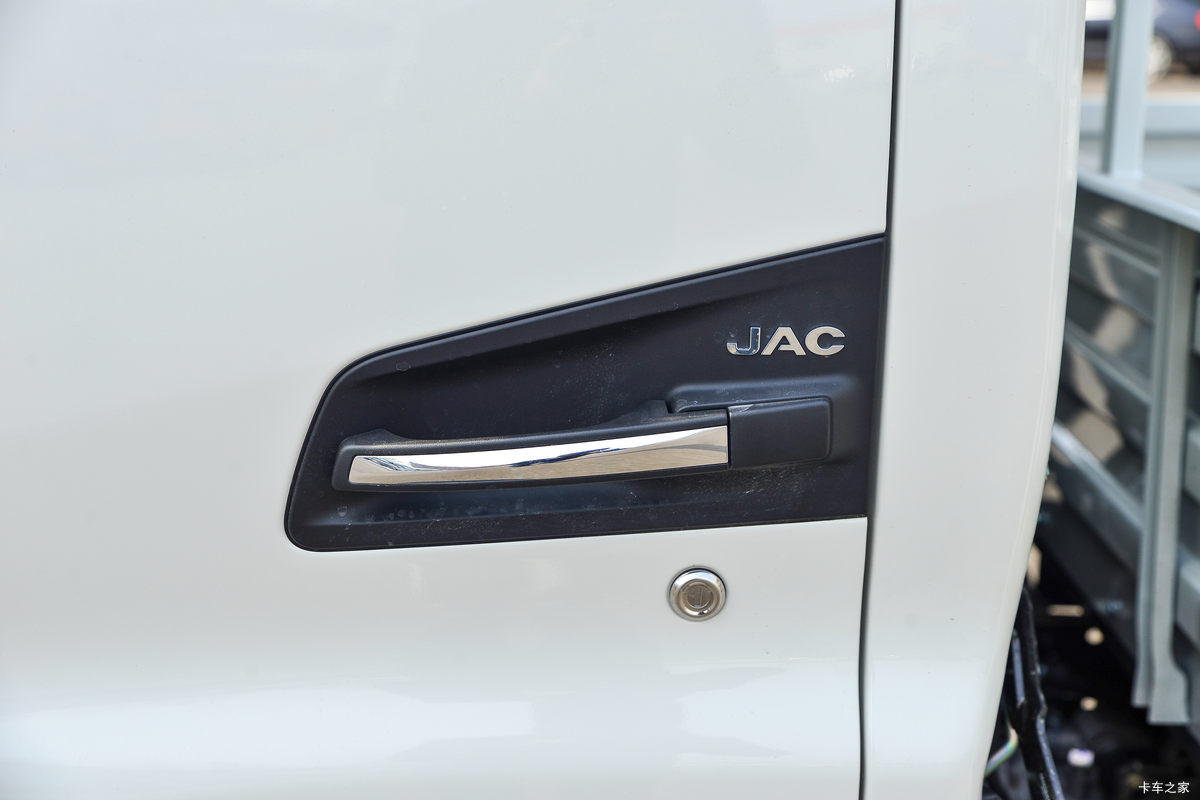 Ԫ 1.8L 130  3.7׵Ῠ(HFC1031P23K1B4S-2)                                                