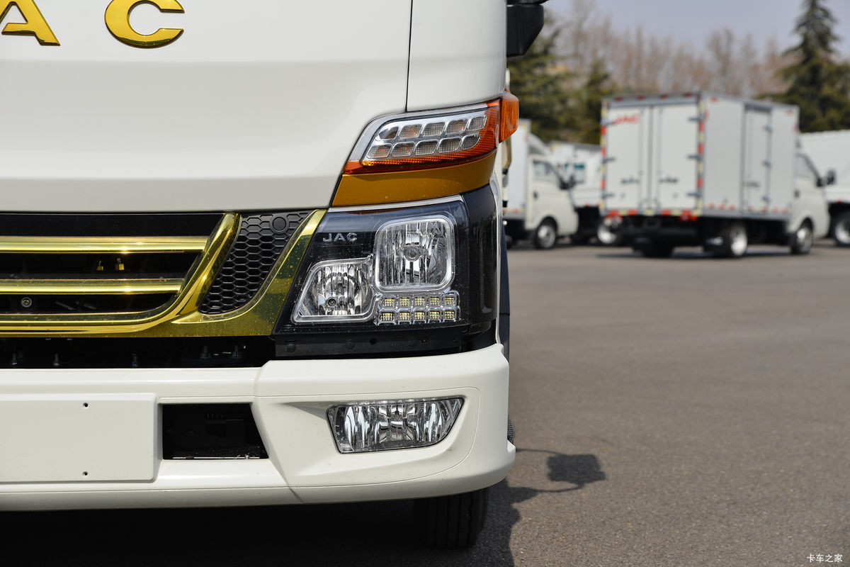  Ԫ 1.8L 130  3.7׵Ῠ(HFC1031P23K1B4S-2)                                                