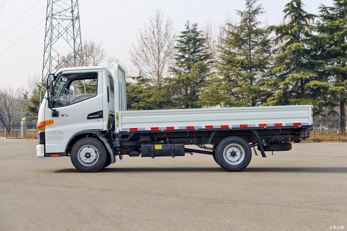  Ԫ 1.8L 130  3.7׵Ῠ(HFC1031P23K1B4S-2)                                                