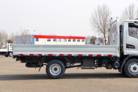 骏铃V3&nbsp;载货车上装                                                图片