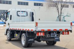 江淮 骏铃金元宝 1.8L 130马力 汽油 3.7米单排栏板轻卡(HFC1031P23K1B4S-2)