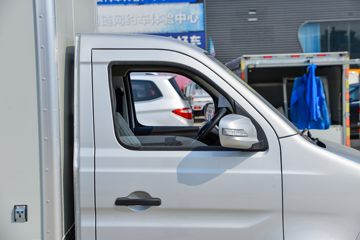 Խ ±T3 PLUS 1.6L  122 3.04׵ʽ΢(SC5031XXYTMD6B1)ͼƬ