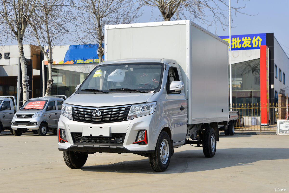Խ ±T3 PLUS 1.6L  122 3.04׵ʽ΢(SC5031XXYTMD6B1)                                                
