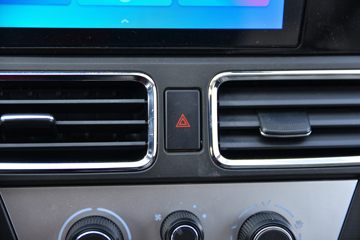 Խ ±T3 PLUS 1.6L  122 3.04׵ʽ΢(SC5031XXYTMD6B1)ͼƬ