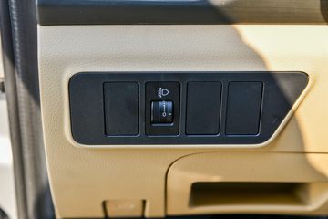 Խ ±T3 PLUS 1.6L  122 3.04׵ʽ΢(SC5031XXYTMD6B1)ͼƬ