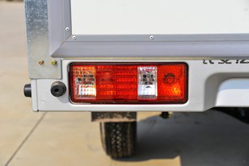 Խ ±T3 PLUS 1.6L  122 3.04׵ʽ΢(SC5031XXYTMD6B1)ͼƬ