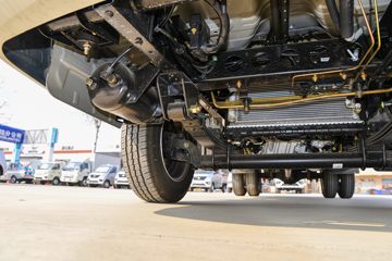 ����;�� T5 1.6L 105���� CNG 3.965�׵�������С��(EQ1031S16NC)ͼƬ