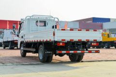 跃进 福星S100V 95马力 3.62米排半栏板小卡(液刹) 跃进 福星S100V 95马力 3.62米排半栏板小卡(液刹)