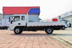 跃进 福星S100V 95马力 3.62米排半栏板小卡(液刹) 跃进 福星S100V 95马力 3.62米排半栏板小卡(液刹)