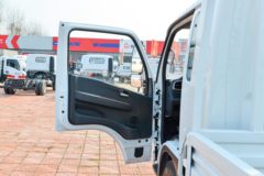 跃进 福星S100V 95马力 3.62米排半栏板小卡(液刹) 跃进 福星S100V 95马力 3.62米排半栏板小卡(液刹)