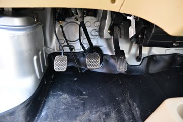 ������Խ��X1 1.6L 122���� ���� 2.2��˫������С��(�尲��������)(������)ͼƬ