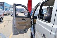 长安跨越王X1 1.6L 122马力 汽油 2.2米双排栏板小卡(渝安淮海动力)(单后轮)(SC1031XDS6B1)