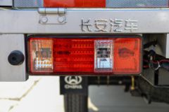 长安跨越王X1 1.6L 122马力 汽油 2.2米双排栏板小卡(渝安淮海动力)(单后轮)(SC1031XDS6B1)