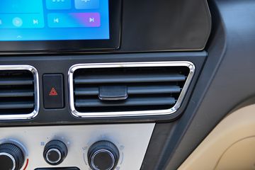 ������Խ �±�T3 PLUS �콢�� 1.6L ���� 122���� 2.52��˫������΢��(�尲��������)(SC1031TFS6B1)ͼƬ