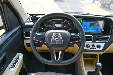 ������Խ �±�T3 PLUS �콢�� 1.6L ���� 122���� 2.52��˫������΢��(�尲��������)(SC1031TFS6B1)ͼƬ