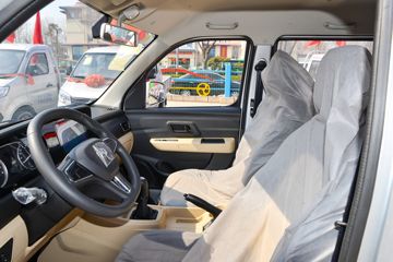 ������Խ �±�T3 PLUS �콢�� 1.6L ���� 122���� 2.52��˫������΢��(�尲��������)(SC1031TFS6B1)ͼƬ