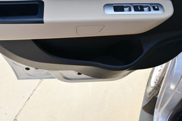 ������Խ �±�T3 PLUS �콢�� 1.6L ���� 122���� 2.52��˫������΢��(�尲��������)(SC1031TFS6B1)ͼƬ