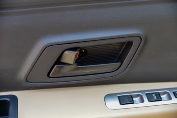 ������Խ �±�T3 PLUS �콢�� 1.6L ���� 122���� 2.52��˫������΢��(�尲��������)(SC1031TFS6B1)ͼƬ