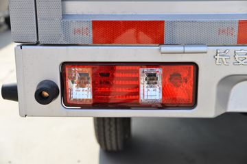 ������Խ �±�T3 PLUS �콢�� 1.6L ���� 122���� 2.52��˫������΢��(�尲��������)(SC1031TFS6B1)ͼƬ