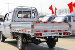 长安跨越 新豹T3 PLUS 旗舰版 1.6L 汽油 122马力 2.52米双排栏板微卡(渝安淮海动力)(SC1031TFS6B1)