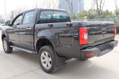 江淮T6EV 2024款 豪华型 两驱 双排纯电动皮卡65.3kWh