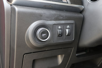 ������ʮ�� �￧TAGA 2024�� ������ 3.0T���� 150���� �����Զ� ˫����ʽƤ��ͼƬ