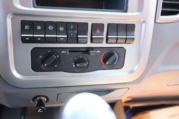 �й�����HOWO ����M 140���� 4.15�׵�����ʽ�ῨͼƬ