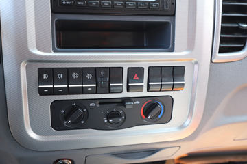 �й�����HOWO ����M 140���� 4.15�׵�����ʽ�ῨͼƬ