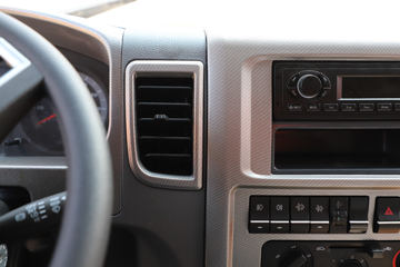 �й�����HOWO ����M 140���� 4.15�׵�����ʽ�ῨͼƬ