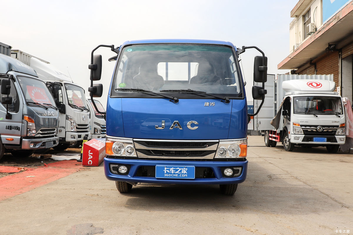 江淮康铃H3 2.3L柴油 143马力 万里扬5档 3.47米排半仓栅式轻卡