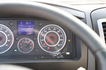 ���� ����W15 102���� 4X2 3.05����ж��ͼƬ