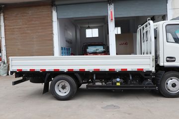 ���� �˶��N1 95���� 3.7�׵��������ῨͼƬ