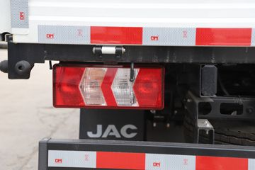 ���� �˶��N1 95���� 3.7�׵��������ῨͼƬ