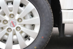 金杯 金海狮 2023款 旅行狮 150马力 2L 5/6座轻客