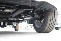 金杯 金海狮 2023款 旅行狮 150马力 2L 5/6座轻客