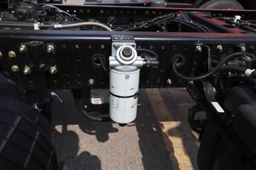 �����½� ����X3 240���� 4X2 9.8����ʽ�ػ���(DFV5183XXYGP6D2)ͼƬ