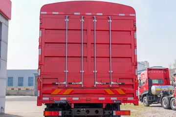 �������ó� ���KR PLUS 2024�����ʰ� 290���� 4X2 6.8�ײ�դʽ�ػ���(�߶�˫��)ͼƬ