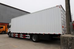 东风商用车 天锦KR PLUS 星耀版 290马力 4X2 8.3米厢式载货车(DFH5180XXYE8)