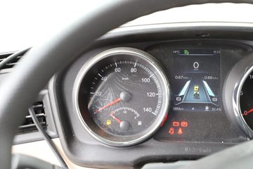 �������ó� ���KR PLUS ��ҫ�� 290���� 4X2 8.3����ʽ�ػ���(DFH5180XXYE8)ͼƬ