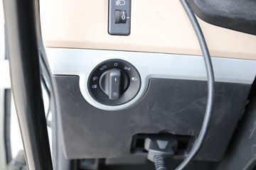 �������ó� ���KR PLUS ��ҫ�� 290���� 4X2 8.3����ʽ�ػ���(DFH5180XXYE8)ͼƬ