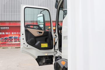 �������ó� ���KR PLUS ��ҫ�� 290���� 4X2 8.3����ʽ�ػ���(DFH5180XXYE8)ͼƬ