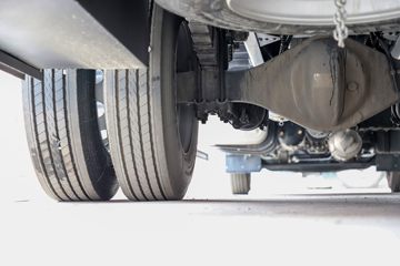 �������ó� ���KR PLUS ��ҫ�� 290���� 4X2 8.3����ʽ�ػ���(DFH5180XXYE8)ͼƬ