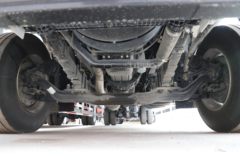 东风商用车 天锦KR PLUS 星耀版 290马力 4X2 8.3米厢式载货车(DFH5180XXYE8)