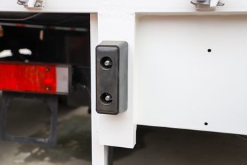 �������ó� ���KR PLUS ��ҫ�� 290���� 4X2 8.3����ʽ�ػ���(DFH5180XXYE8)ͼƬ