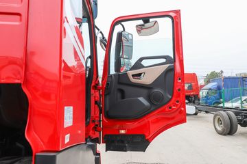�������ó� ���KR PLUS ���ʰ� 290���� 4X2 8����ʽ�ػ���(DFH5180XXYE8)ͼƬ