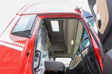 �������ó� ���KR PLUS ���ʰ� 290���� 4X2 8����ʽ�ػ���(DFH5180XXYE8)ͼƬ