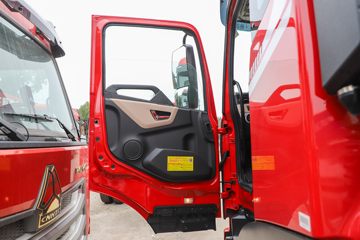 �������ó� ���KR PLUS ���ʰ� 290���� 4X2 8����ʽ�ػ���(DFH5180XXYE8)ͼƬ