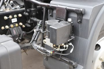 �������ó� ���KR PLUS ���ʰ� 290���� 4X2 8����ʽ�ػ���ͼƬ